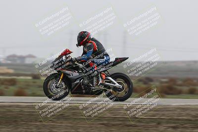 media/Nov-29-2025-TrackDaz (Sat) [[10ae2d9bce]]/A Group/Session 4 (Wheelie Bump)/